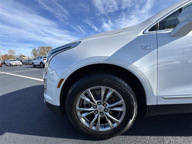 used 2021 Cadillac XT5 car, priced at $25,800