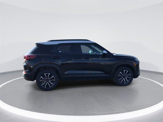 new 2025 Chevrolet TrailBlazer car, priced at $33,675