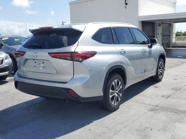 used 2023 Toyota Highlander car, priced at $37,962