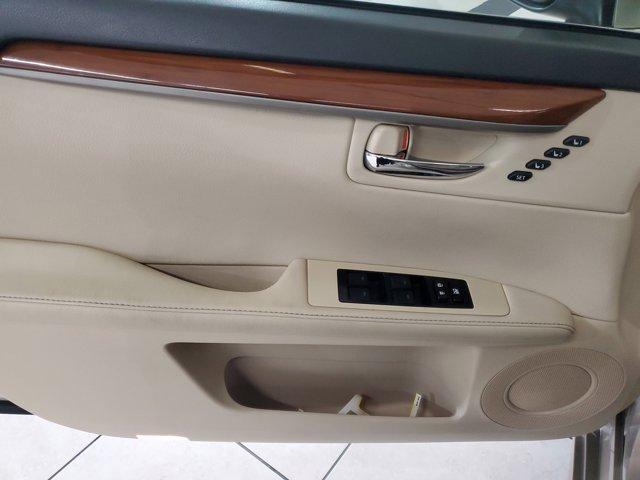 used 2013 Lexus ES 300h car, priced at $15,989