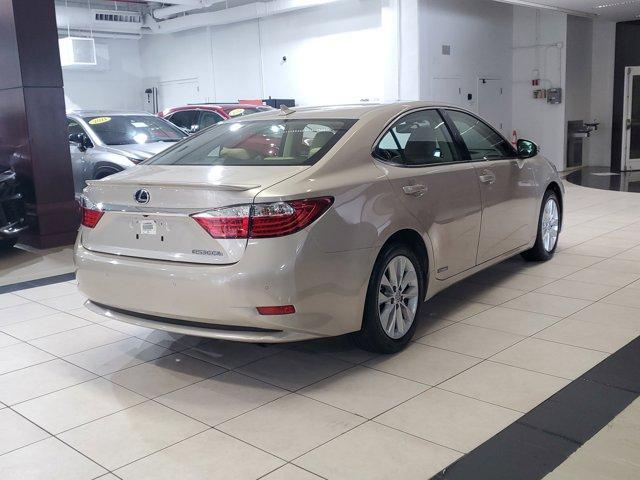 used 2013 Lexus ES 300h car, priced at $15,989