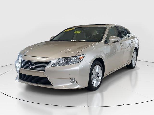 used 2013 Lexus ES 300h car, priced at $15,989