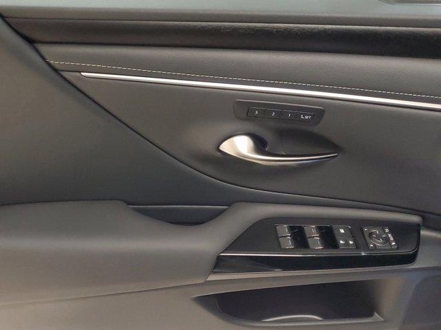 new 2025 Lexus ES 350 car, priced at $47,291