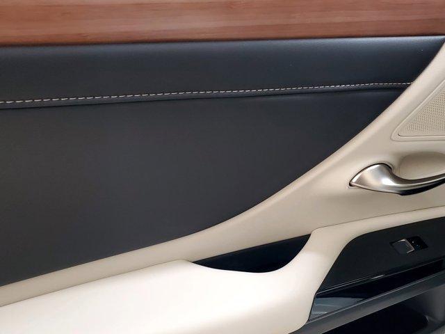 new 2025 Lexus ES 300h car, priced at $51,194