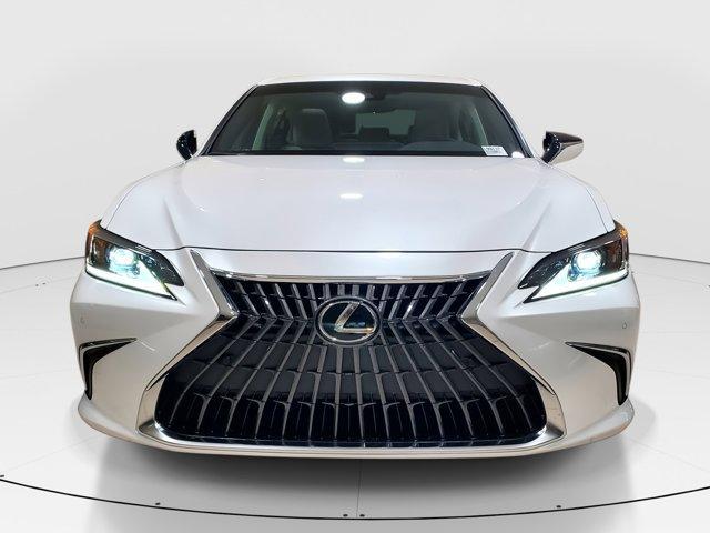 new 2025 Lexus ES 300h car, priced at $51,194