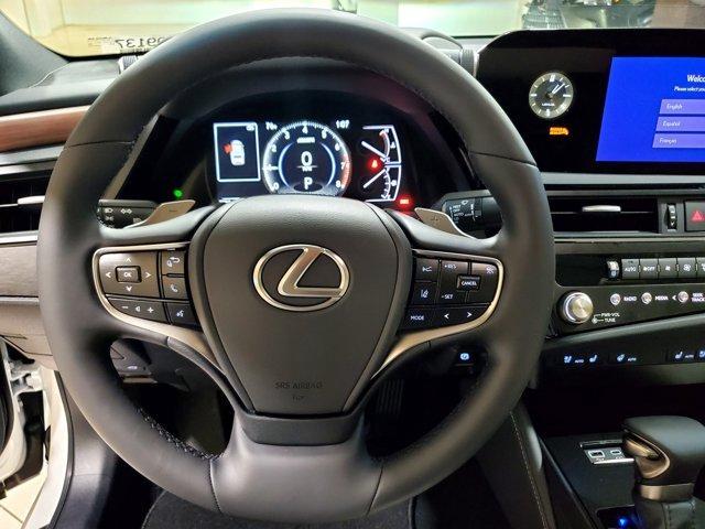 new 2025 Lexus ES 300h car, priced at $51,194