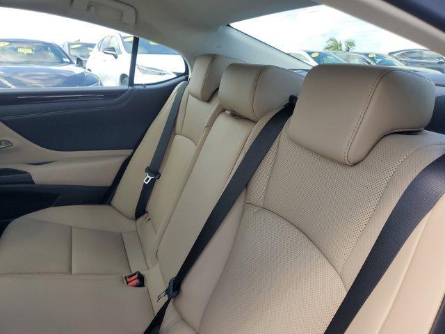 used 2021 Lexus ES 350 car, priced at $33,019