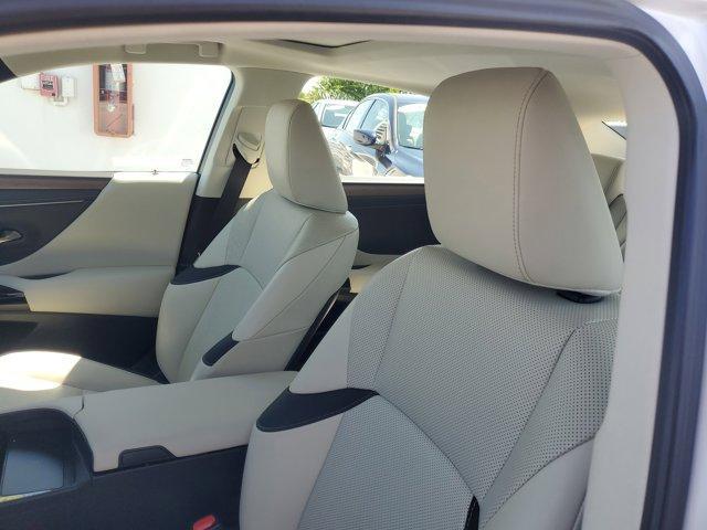 used 2024 Lexus ES 350 car, priced at $42,852