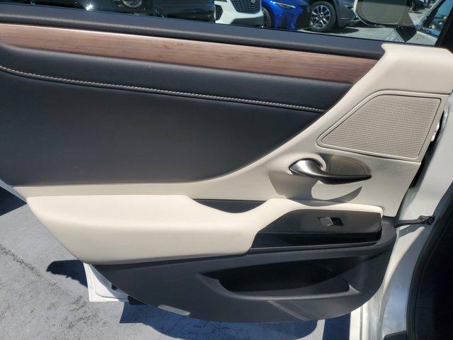 used 2024 Lexus ES 350 car, priced at $42,852