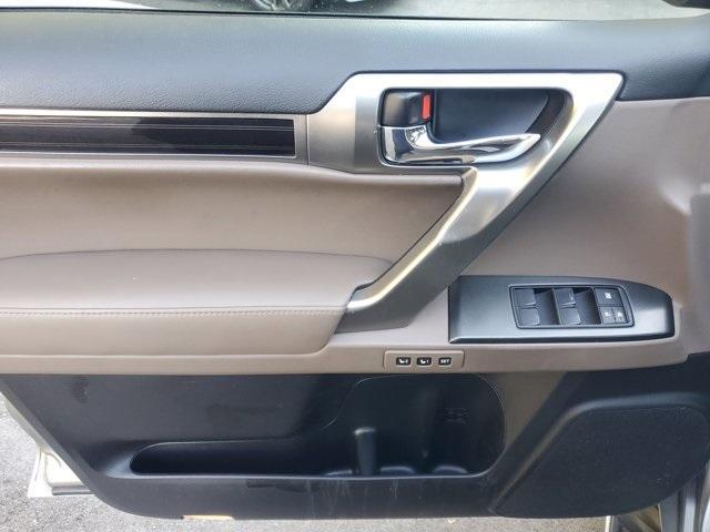 used 2023 Lexus GX 460 car, priced at $49,747