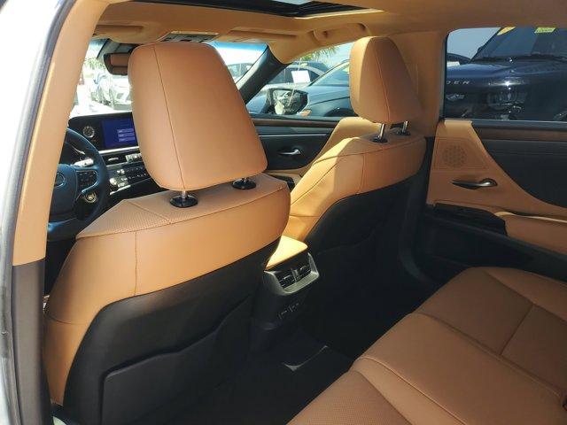 used 2025 Lexus ES 350 car, priced at $46,442