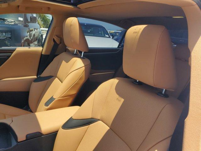 used 2025 Lexus ES 350 car, priced at $46,442