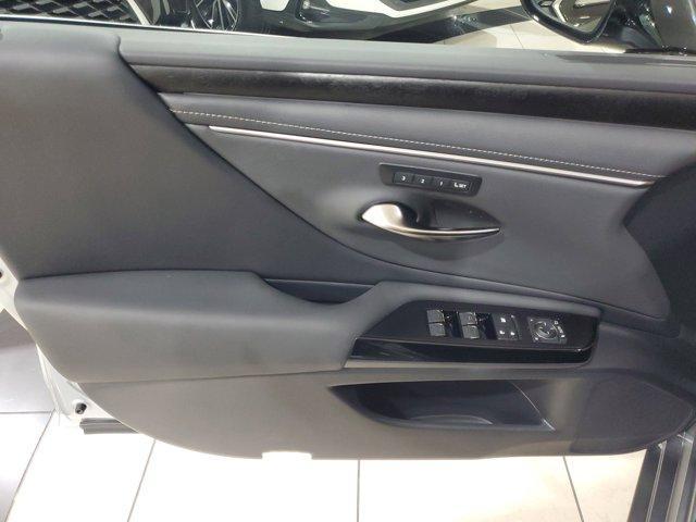 used 2025 Lexus ES 350 car, priced at $49,852