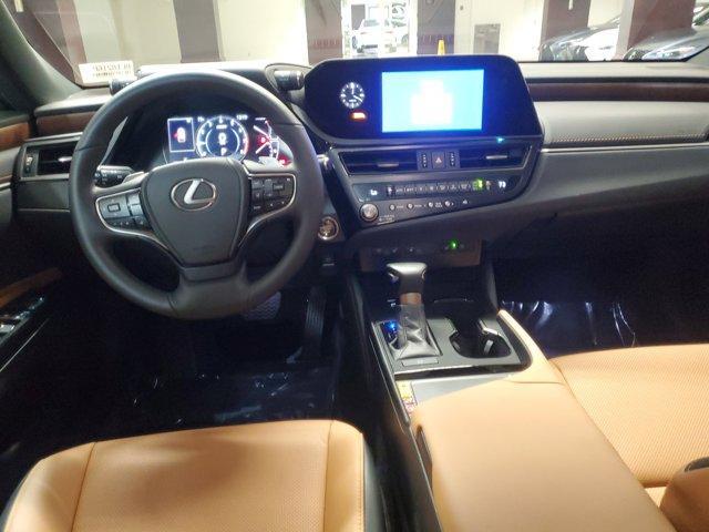 used 2025 Lexus ES 350 car, priced at $43,854