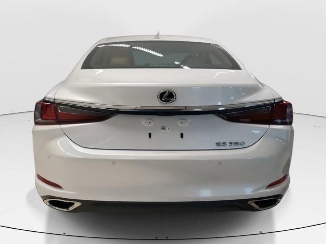 new 2025 Lexus ES 350 car, priced at $47,194