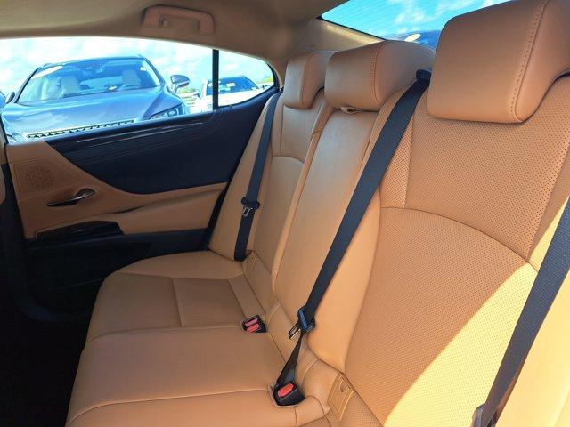 used 2023 Lexus ES 350 car, priced at $35,897