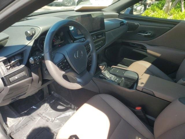 used 2022 Lexus ES 300h car, priced at $33,874