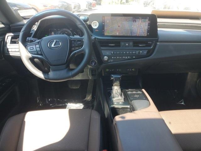 used 2022 Lexus ES 300h car, priced at $33,874