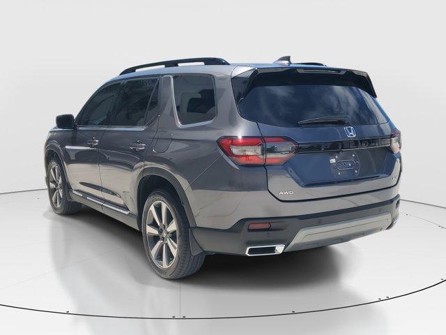 used 2024 Honda Pilot car, priced at $42,666