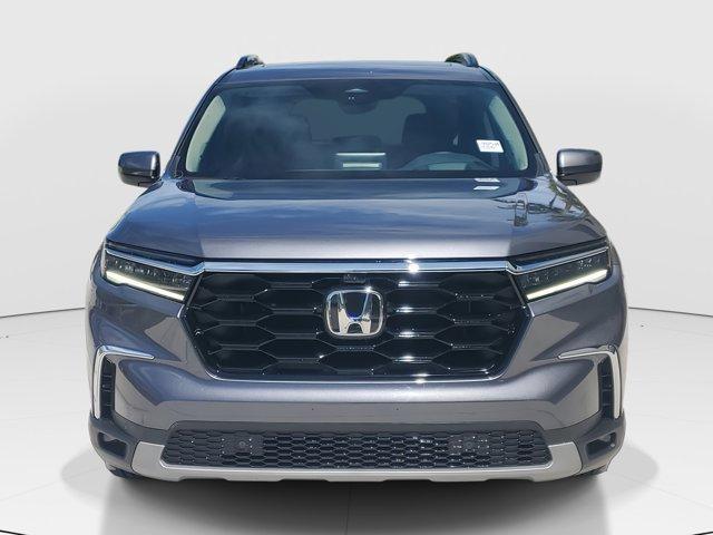 used 2024 Honda Pilot car, priced at $42,666