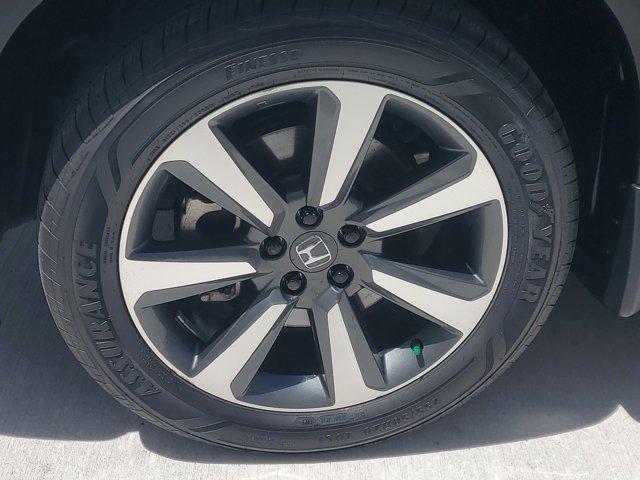 used 2024 Honda Pilot car, priced at $42,666
