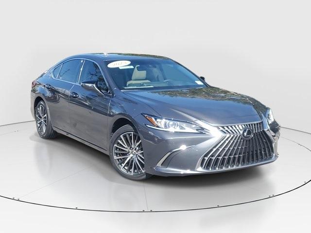 used 2023 Lexus ES 300h car, priced at $40,860