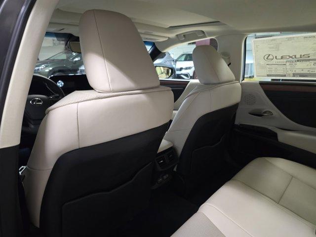 new 2025 Lexus ES 350 car, priced at $47,078