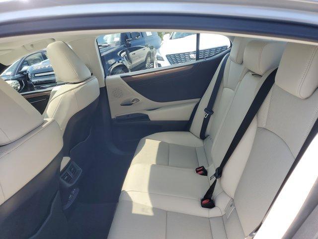 used 2024 Lexus ES 350 car, priced at $40,219
