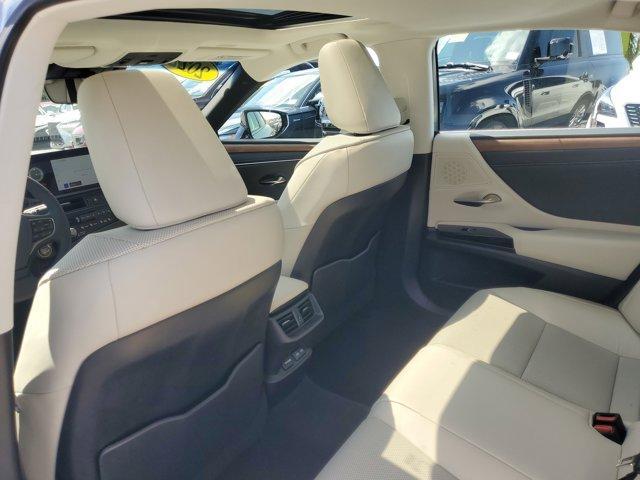 used 2024 Lexus ES 350 car, priced at $40,219