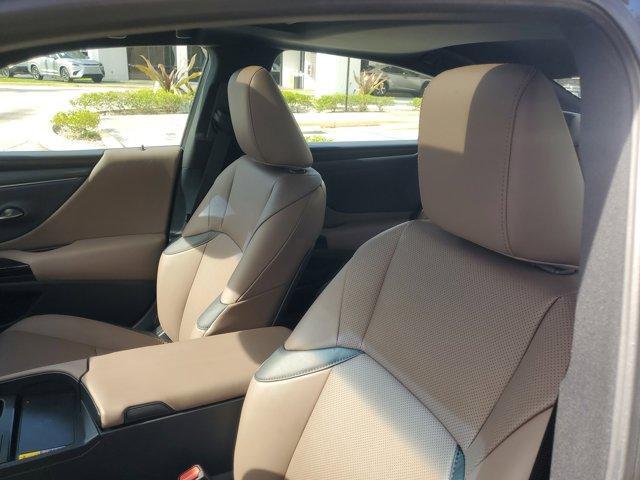 used 2025 Lexus ES 350 car, priced at $43,985