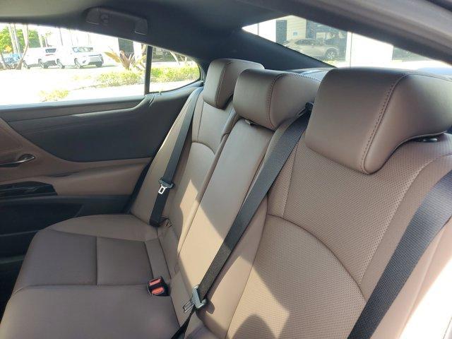 used 2025 Lexus ES 350 car, priced at $43,985