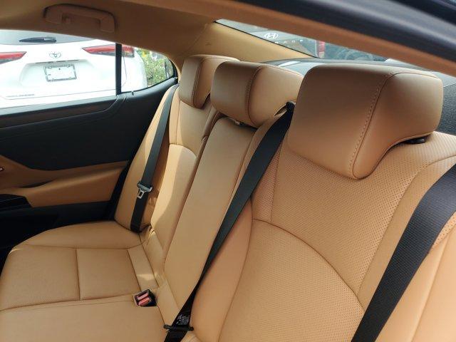 used 2024 Lexus ES 350 car, priced at $38,160