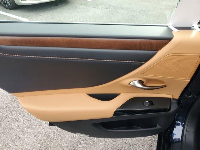 used 2024 Lexus ES 350 car, priced at $38,160