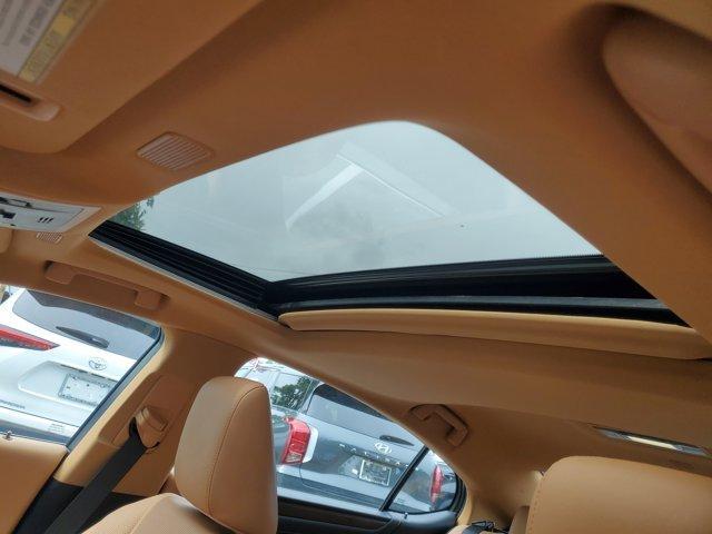 used 2024 Lexus ES 350 car, priced at $38,160