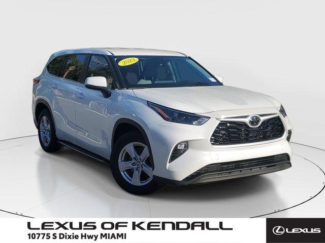 used 2023 Toyota Highlander car, priced at $28,258