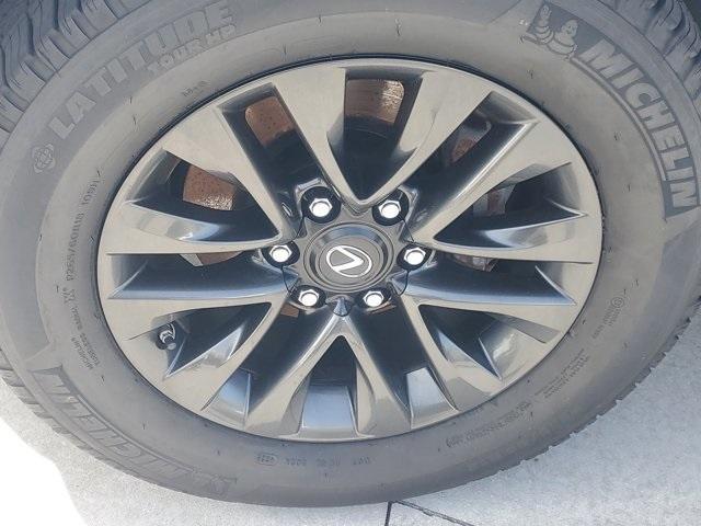 used 2020 Lexus GX 460 car, priced at $41,969