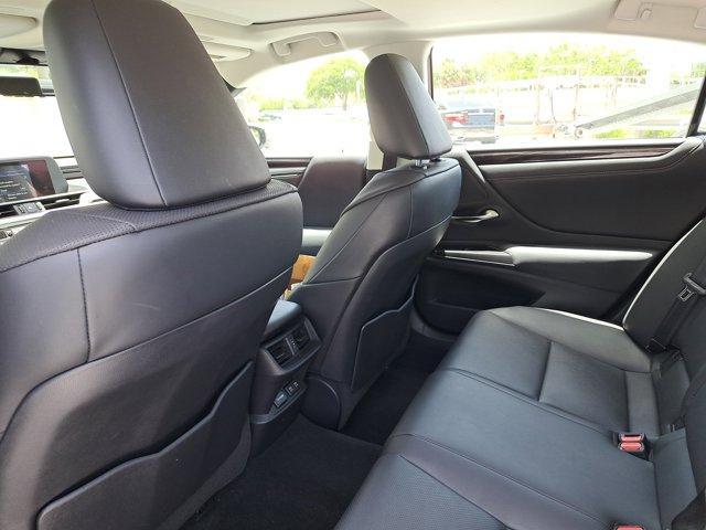 used 2019 Lexus ES 350 car, priced at $29,398