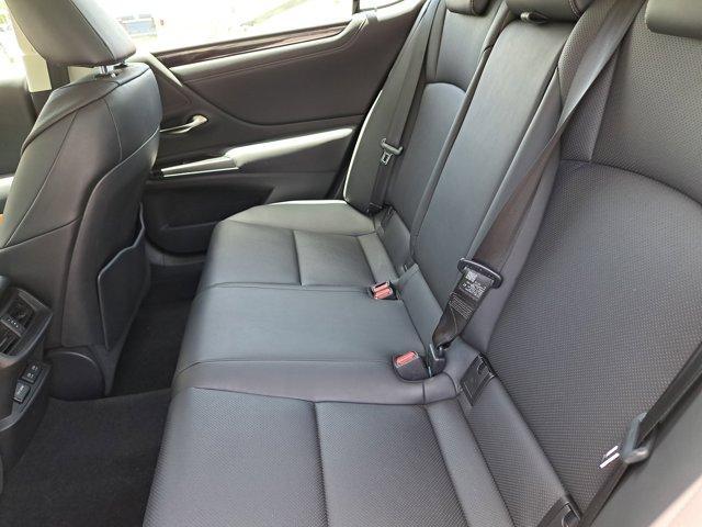 used 2019 Lexus ES 350 car, priced at $29,398