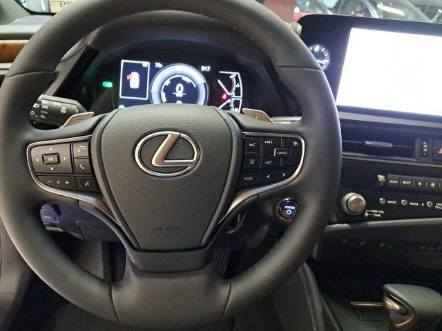 new 2025 Lexus ES 300h car, priced at $51,194