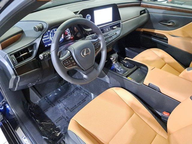 used 2025 Lexus ES 350 car, priced at $45,230