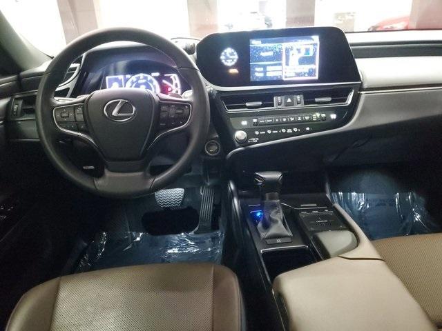 used 2022 Lexus ES 350 car, priced at $32,975