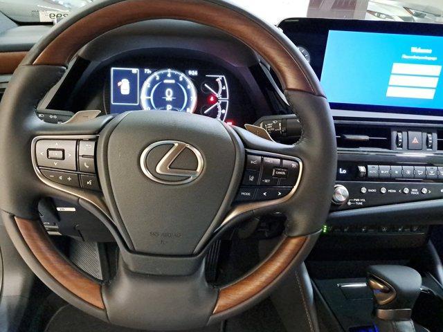 new 2025 Lexus ES 350 car, priced at $54,629