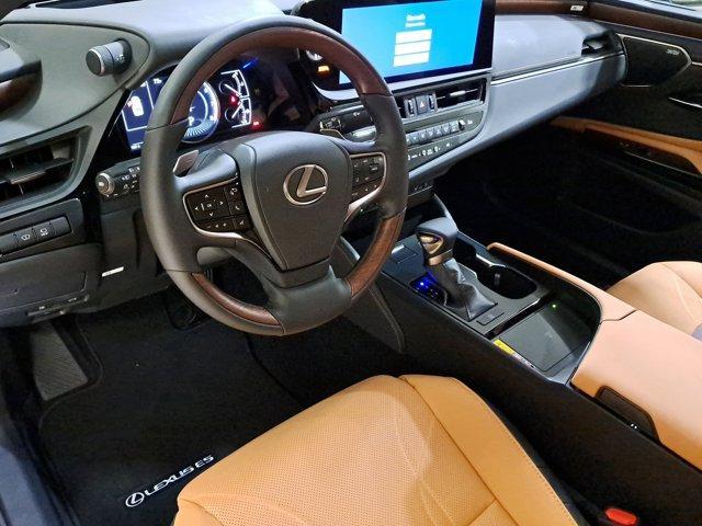 new 2025 Lexus ES 350 car, priced at $54,629