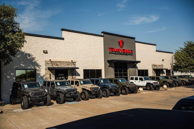 used 2020 Jeep Wrangler Unlimited car, priced at $43,900