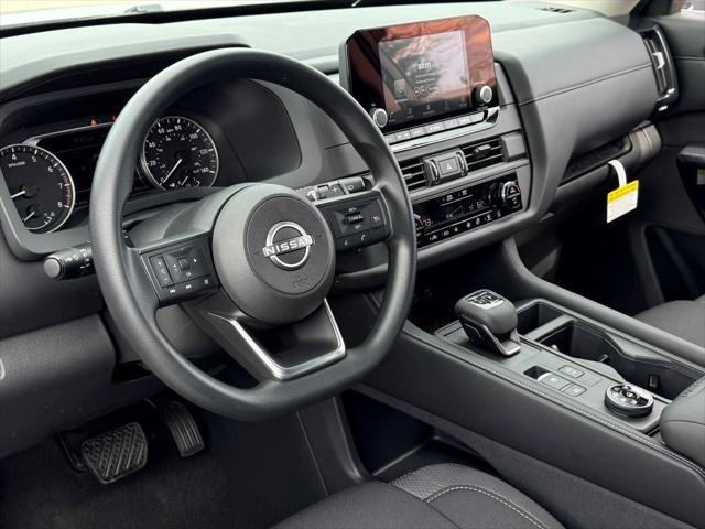 new 2025 Nissan Pathfinder car, priced at $38,735
