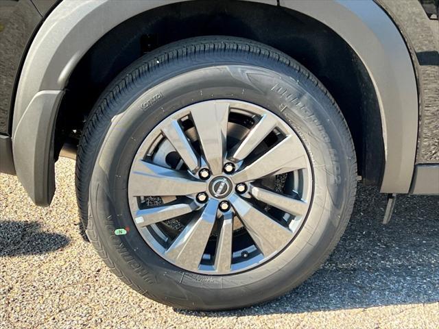 new 2025 Nissan Pathfinder car, priced at $36,979