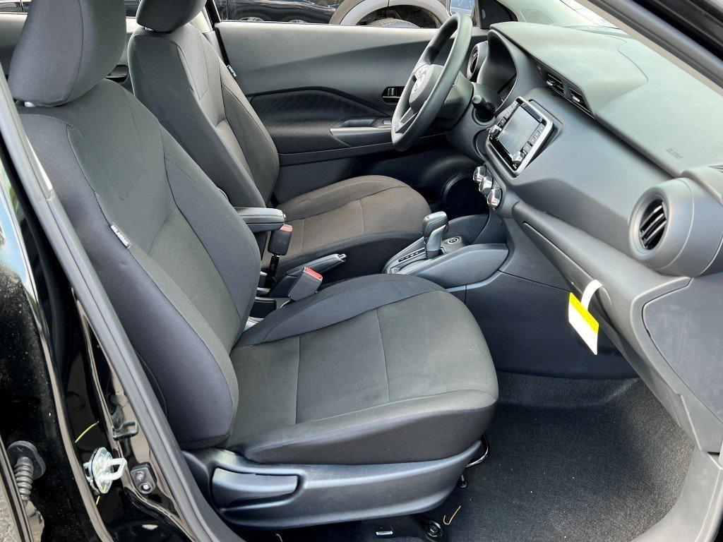 new 2025 Nissan Kicks car, priced at $21,429