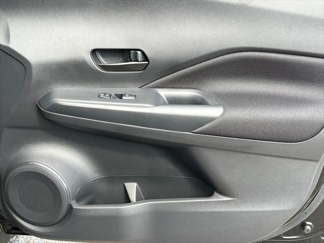 new 2025 Nissan Kicks car, priced at $21,637