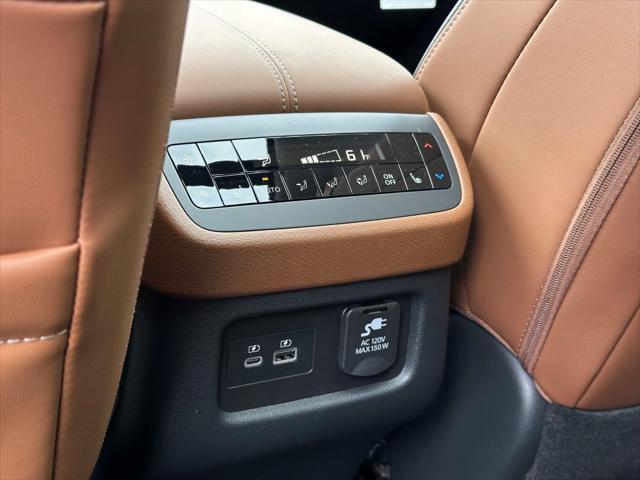 new 2025 Nissan Pathfinder car, priced at $51,345