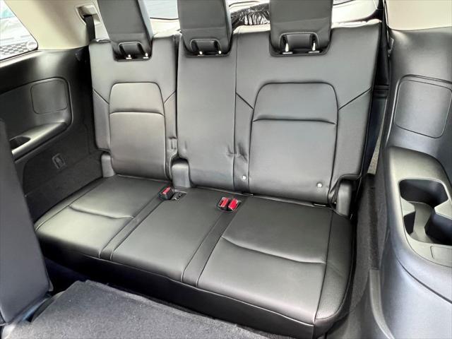 new 2025 Nissan Pathfinder car, priced at $39,546